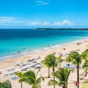 Apartment Beach Studio With Free Parking And Pool, San Juan
